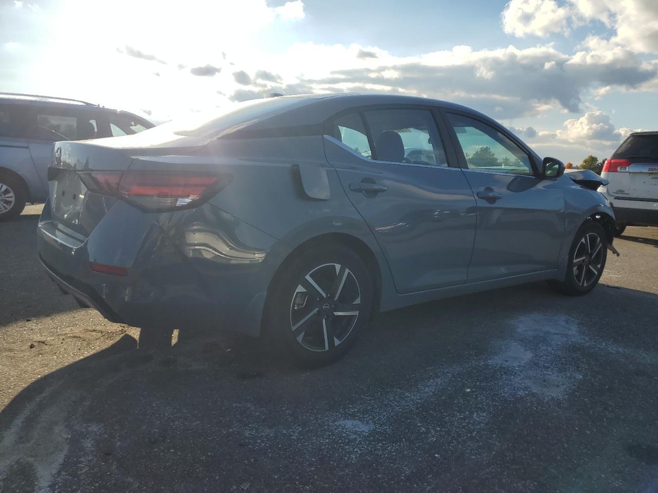 2025 Nissan Sentra Sv - Фото 3