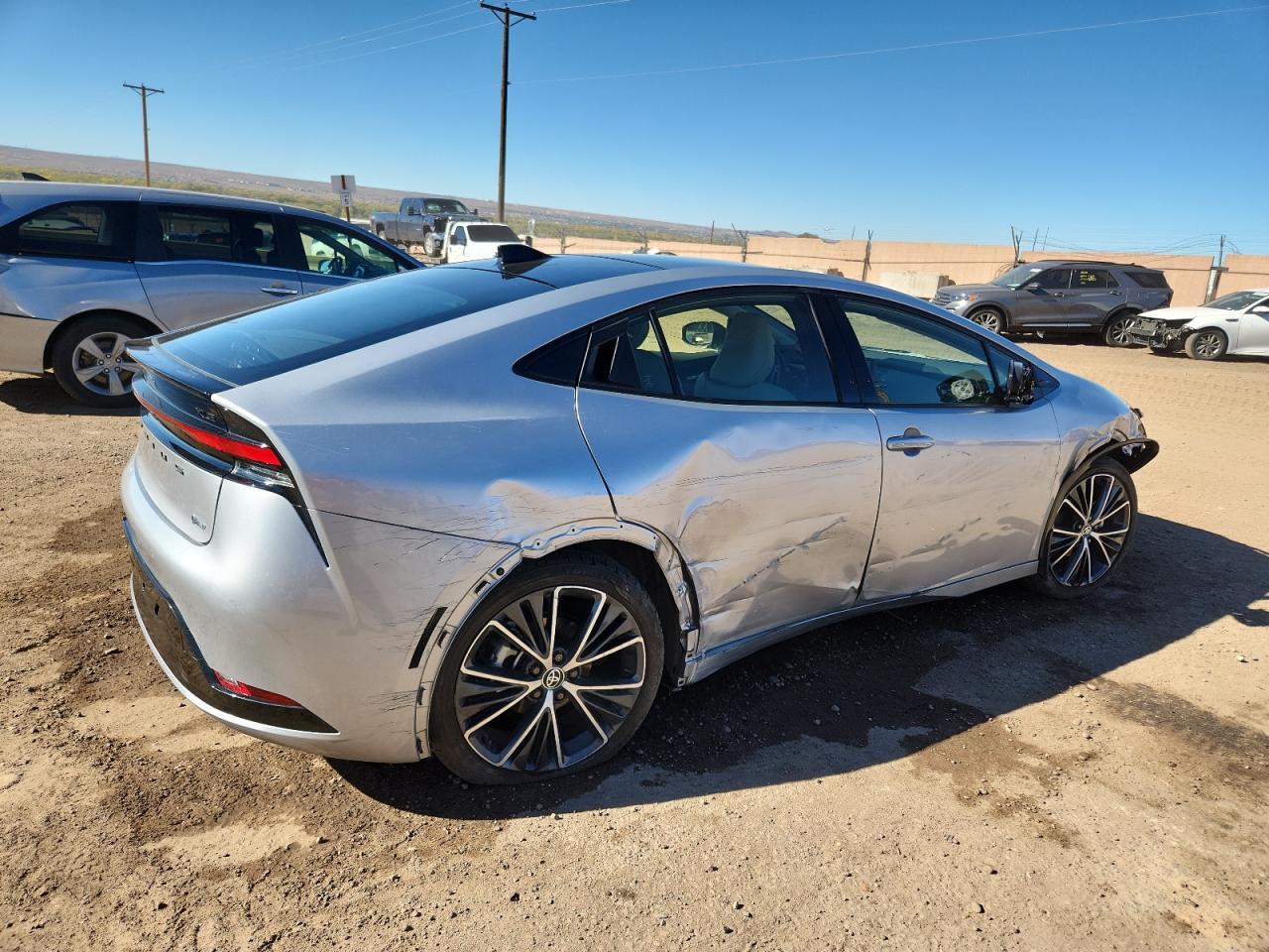 2025 Toyota Prius Le - Image 3