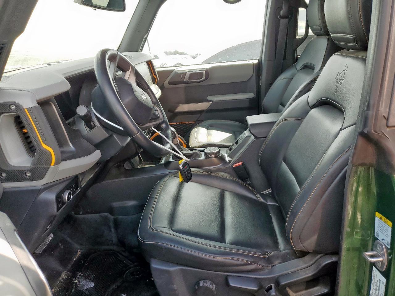 2023 Ford Bronco Base - Image 7