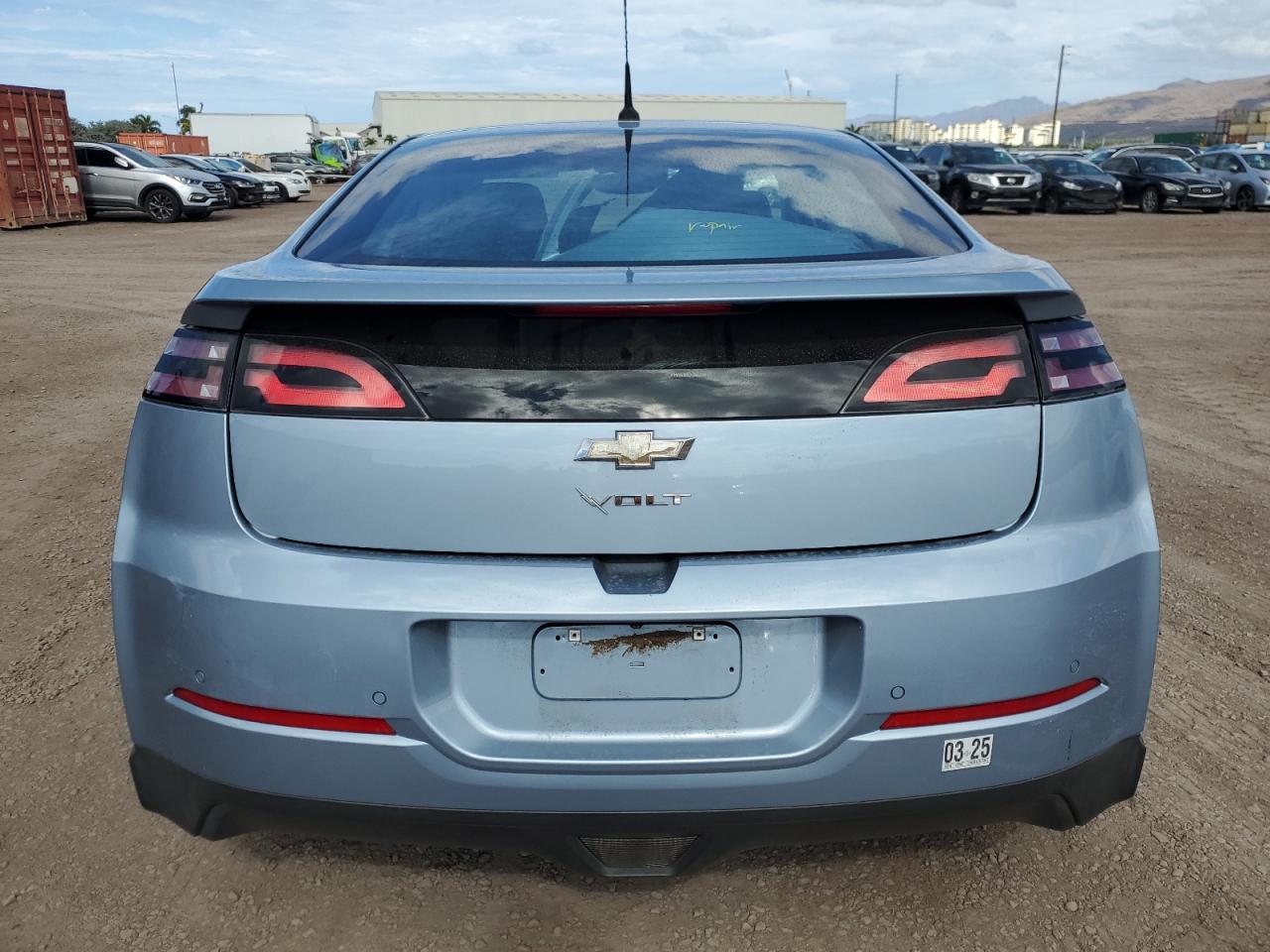 2013 Chevrolet Volt - Image 6
