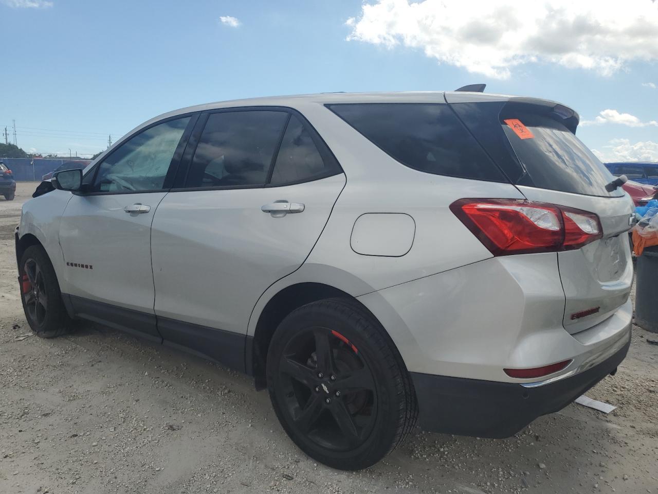 2019 Chevrolet Equinox Lt - Image 2