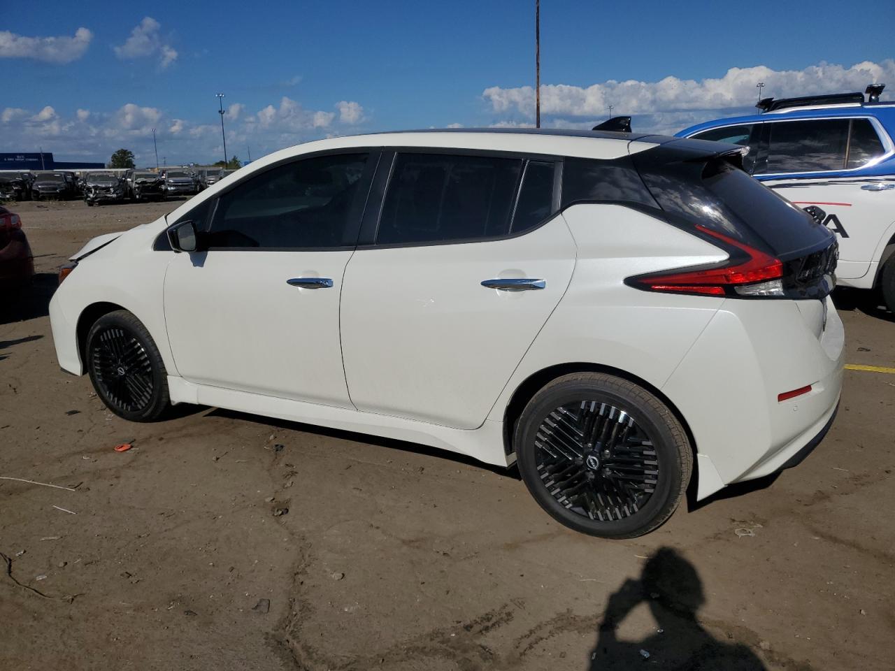 2023 Nissan Leaf Sv Plus - Фото 2