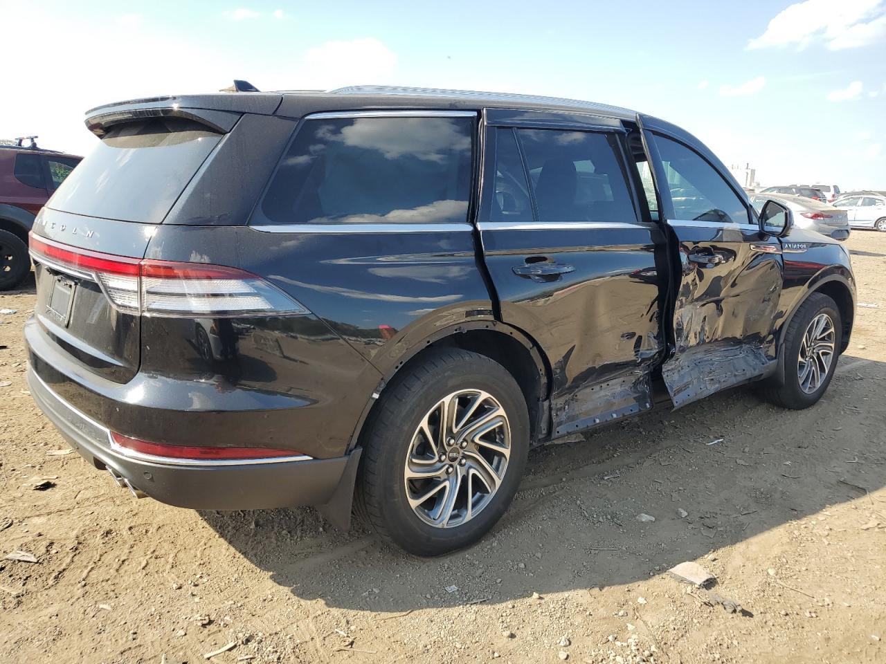 2022 Lincoln Aviator - Фото 3