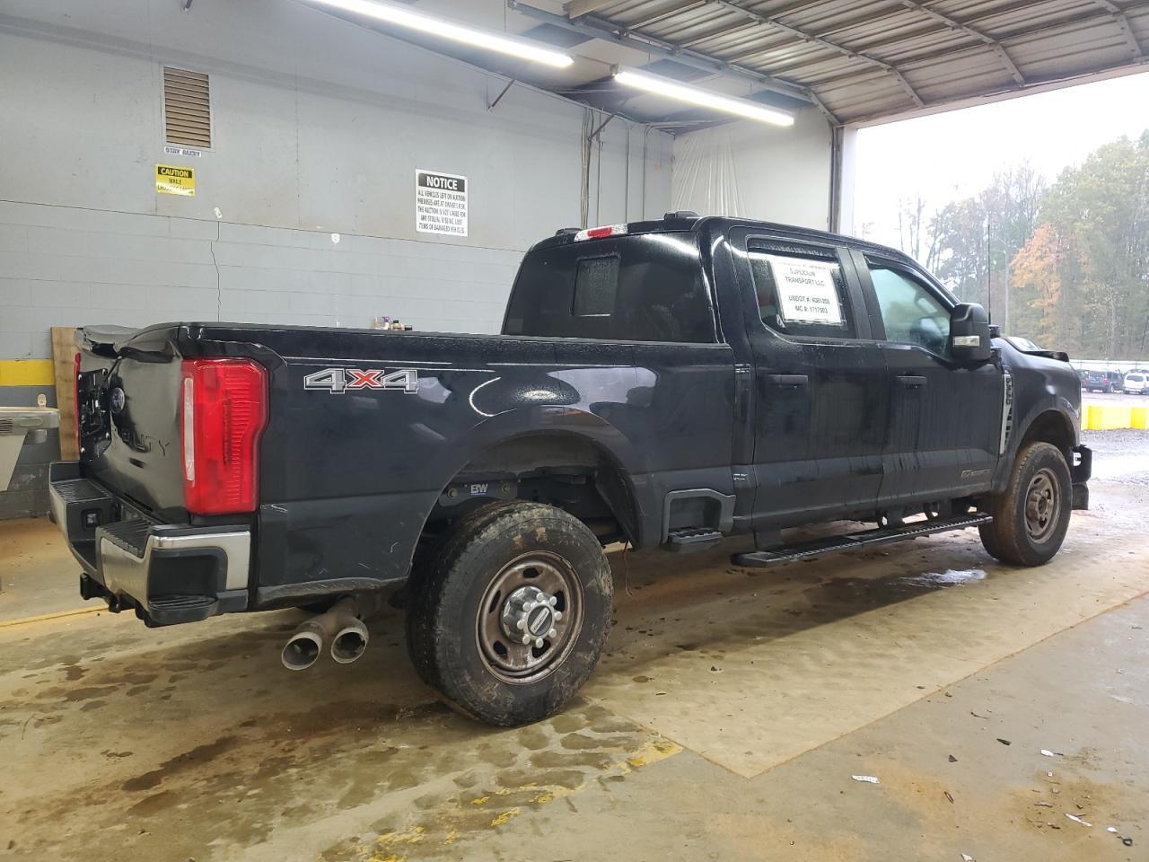 2024 Ford F350 Super - Yard Truck - Фото 3