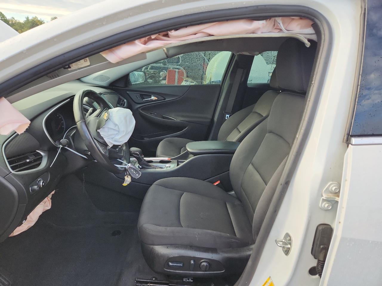 2022 Chevrolet Malibu Rs - Image 7