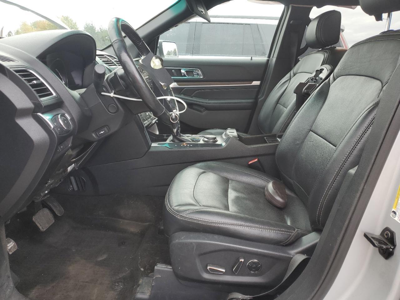 2016 Ford Explorer Limited - Image 7