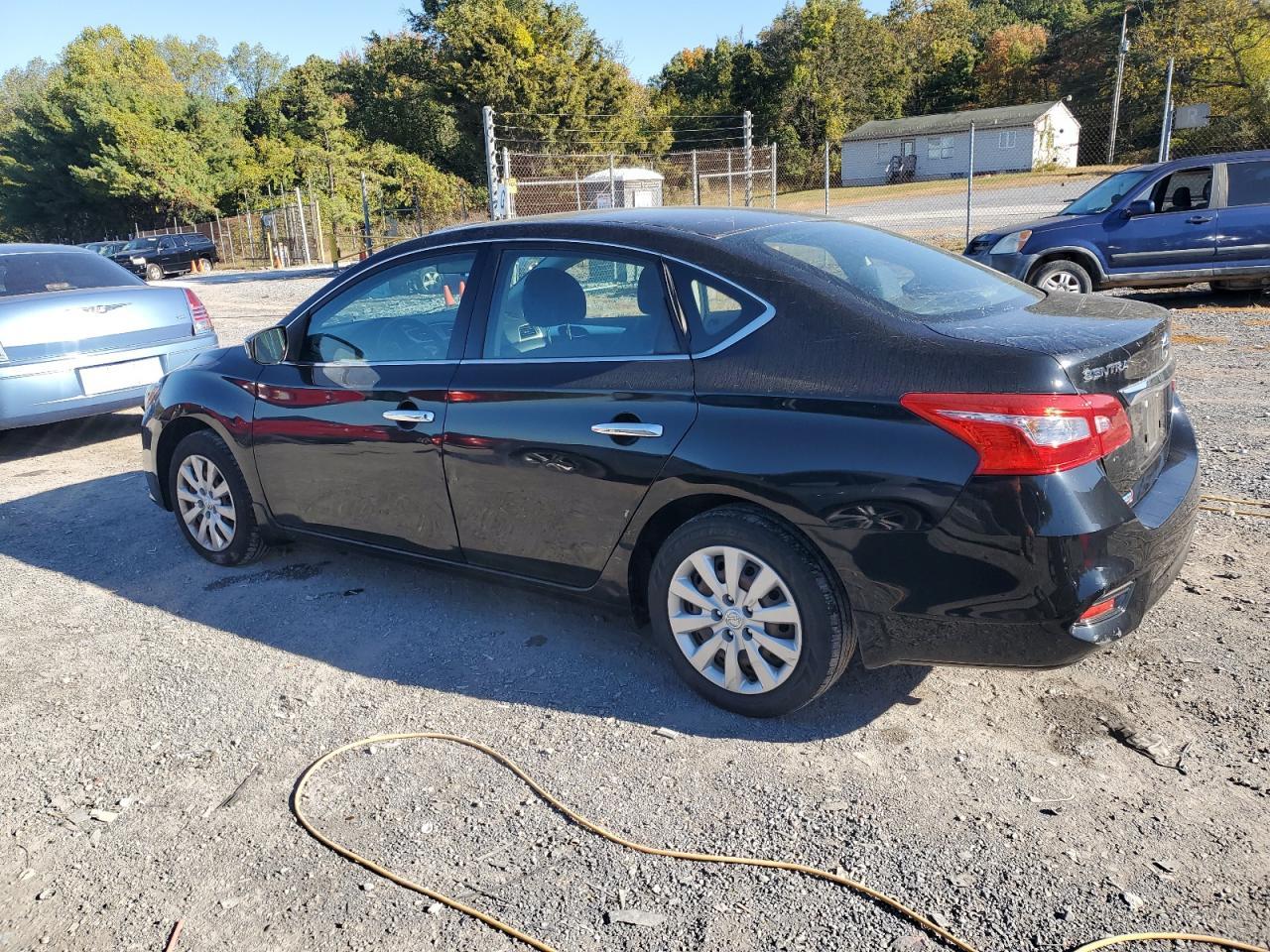 2018 Nissan Sentra - Фото 2