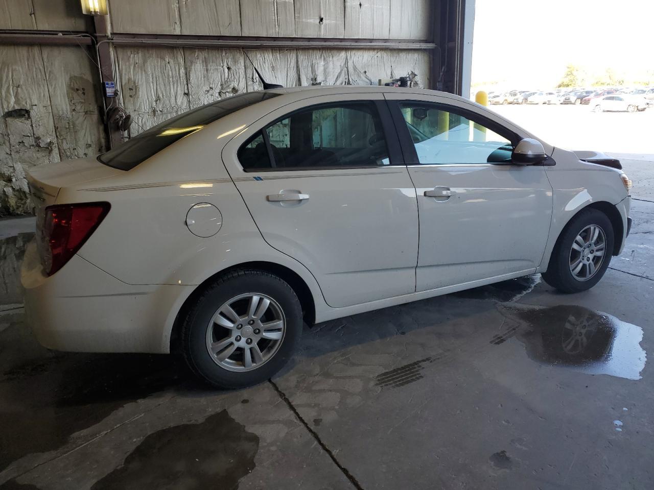 2013 Chevrolet Sonic Lt - Фото 3
