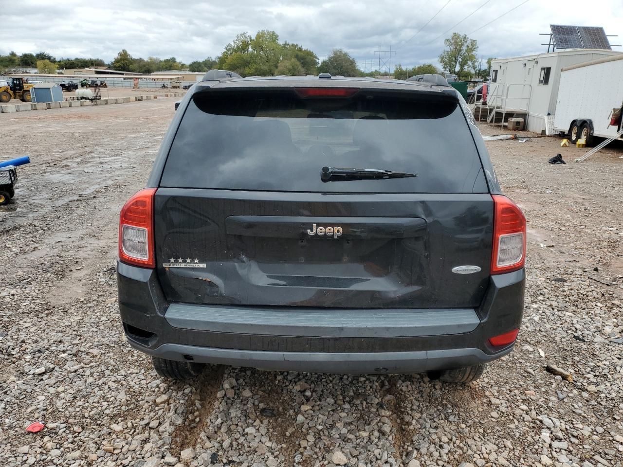 2011 Jeep Compass - Фото 6