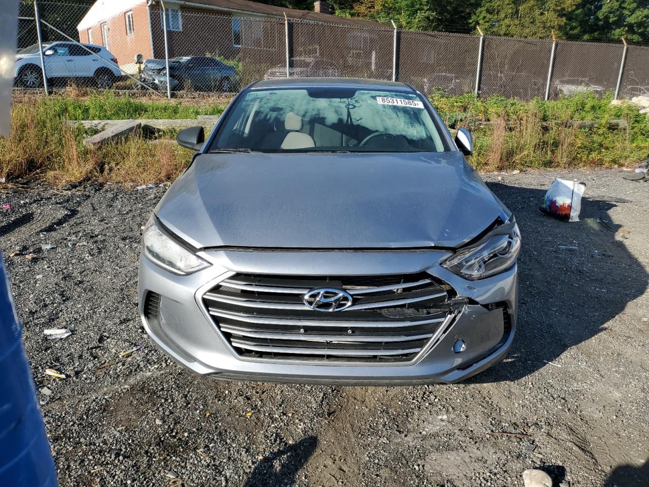 2017 Hyundai Elantra Se - Image 5