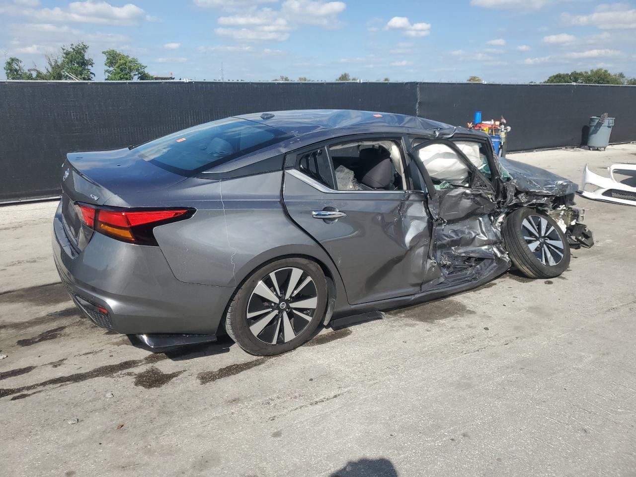 2022 Nissan Altima Sv - Фото 3