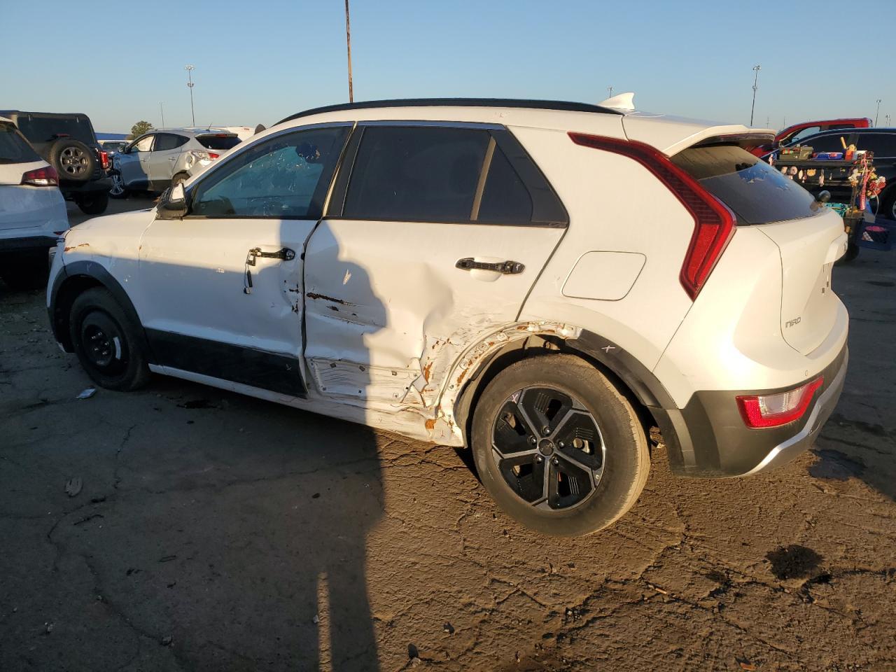 2023 Kia Niro Ex - Фото 2
