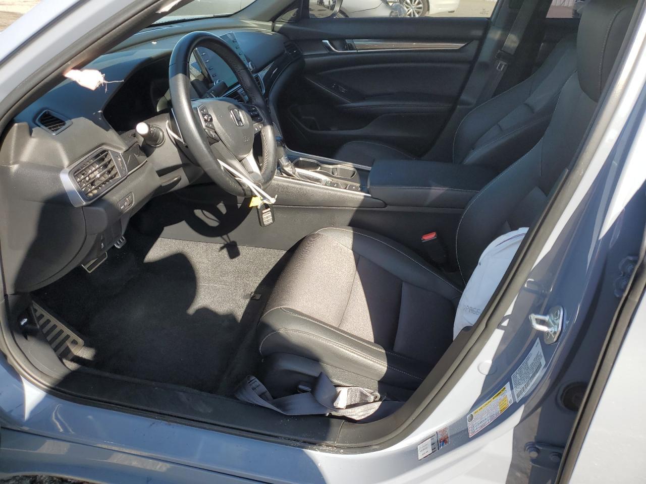 2022 Honda Accord Sport - Image 7