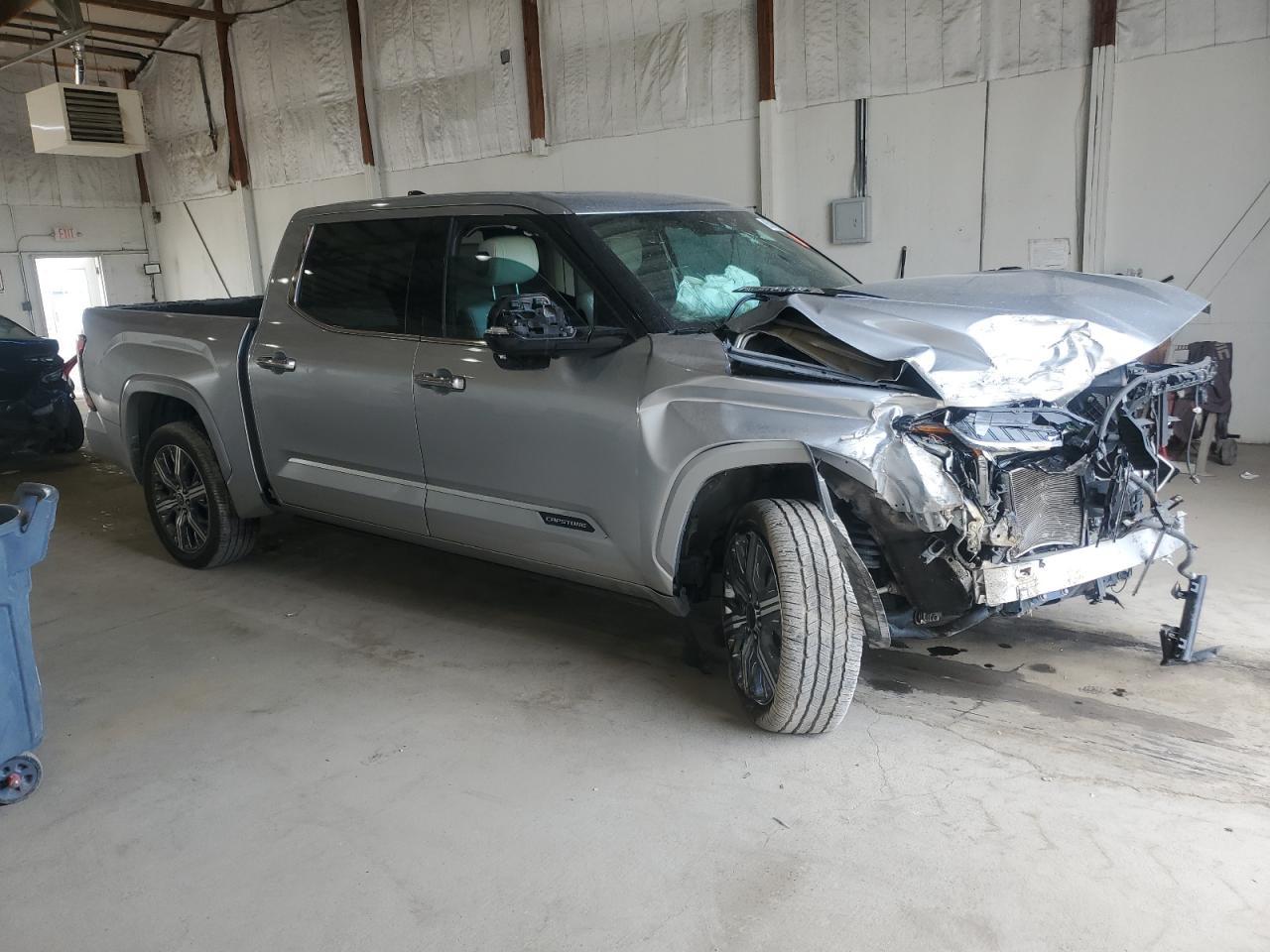 2023 Toyota Tundra Crewmax Capstone - Фото 4