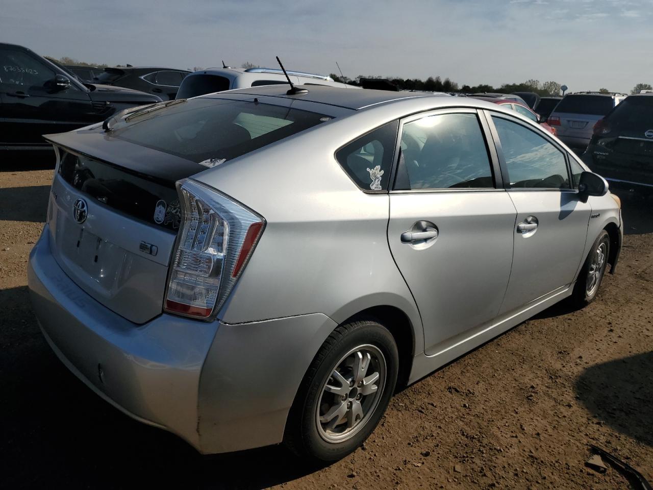 2011 Toyota Prius - Фото 3