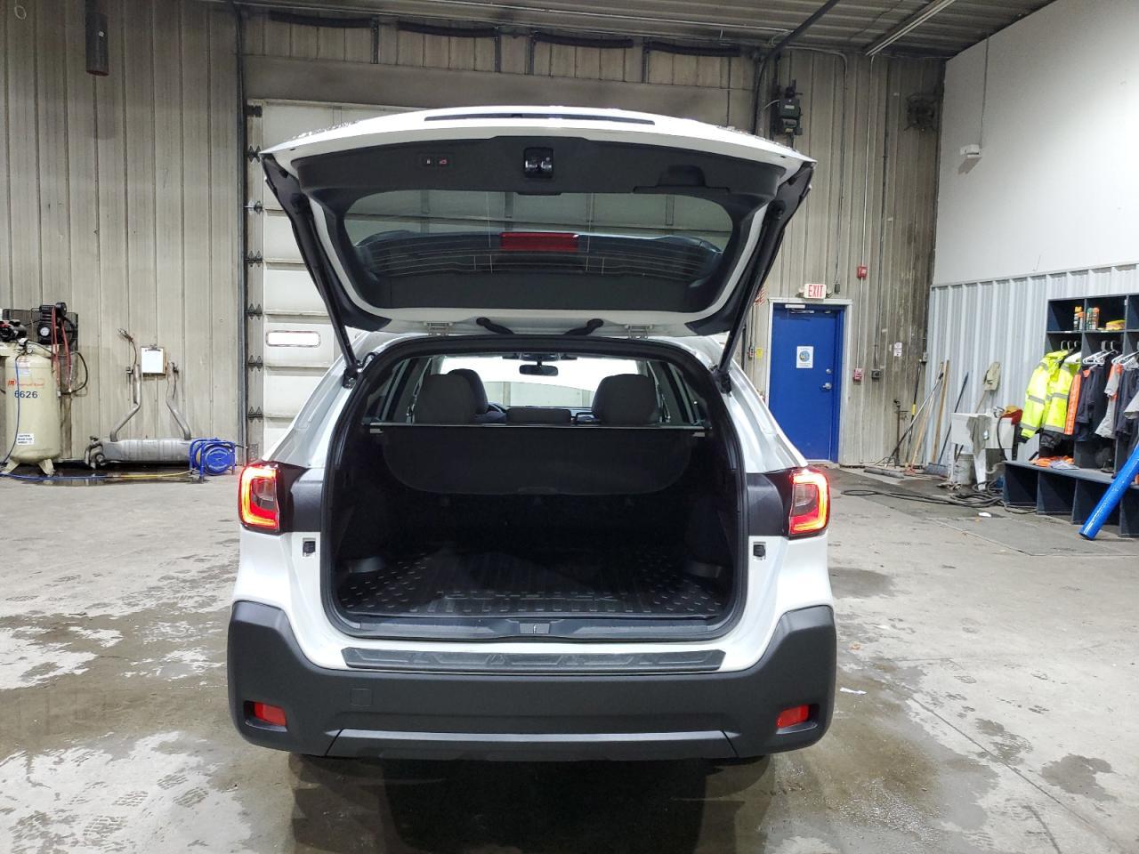 2025 Subaru Outback Premium - Фото 6