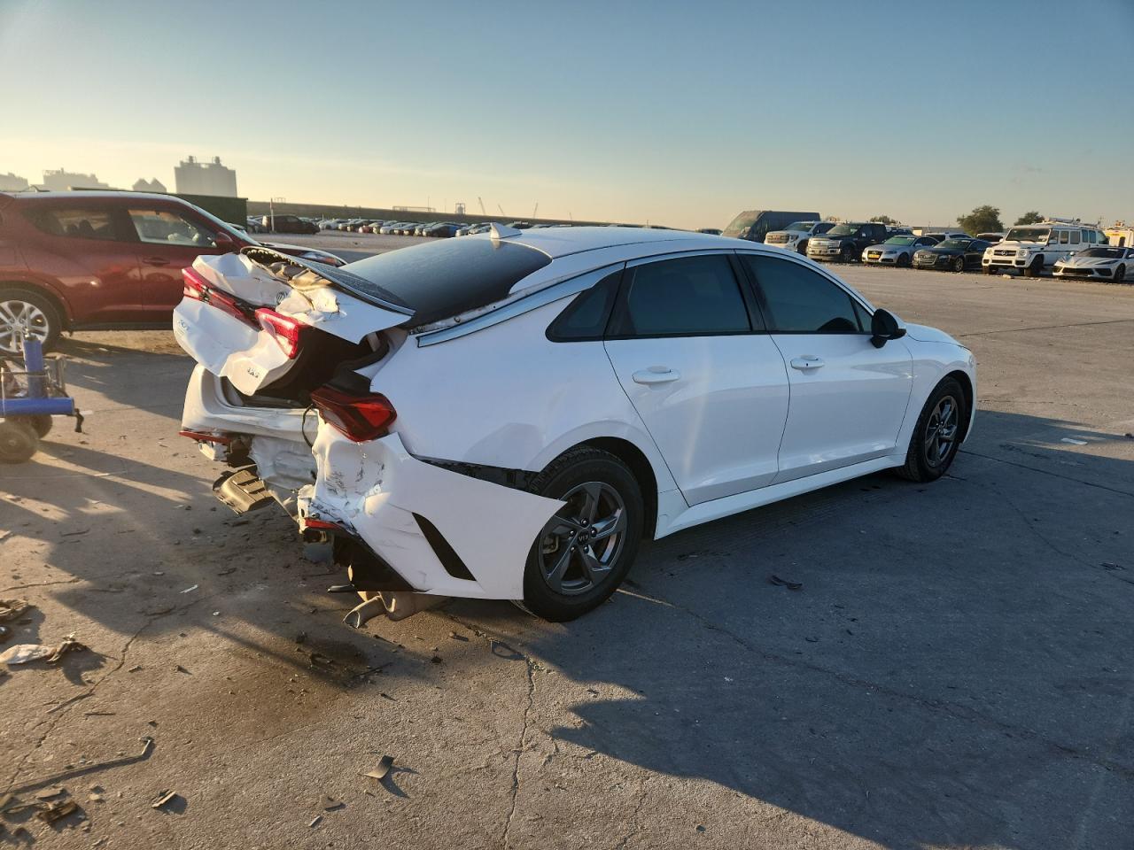 2021 Kia K5 Lxs - Фото 3