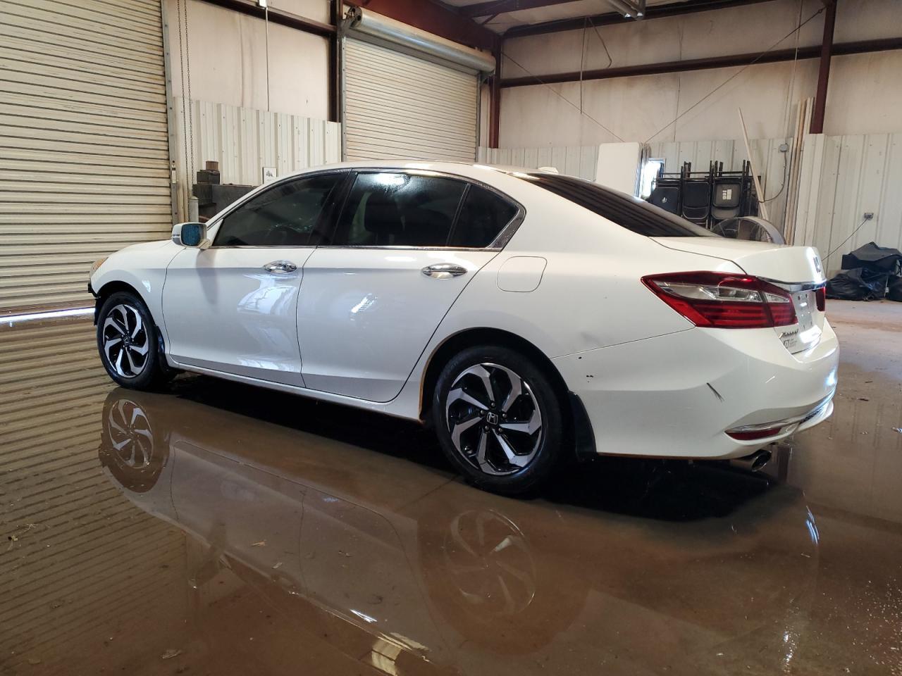 2017 Honda Accord Exl - Image 2