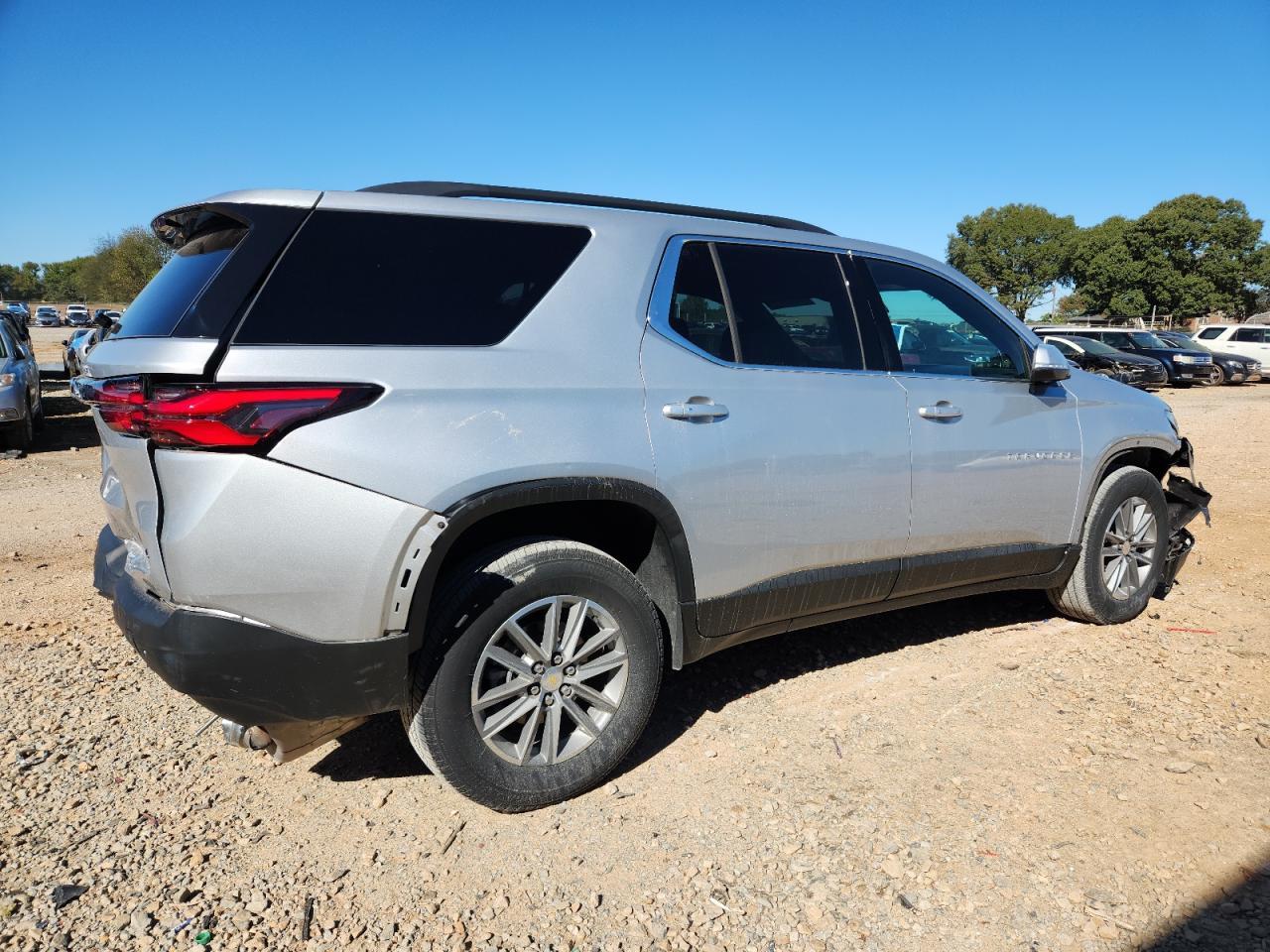 2022 Chevrolet Traverse Lt - Image 3