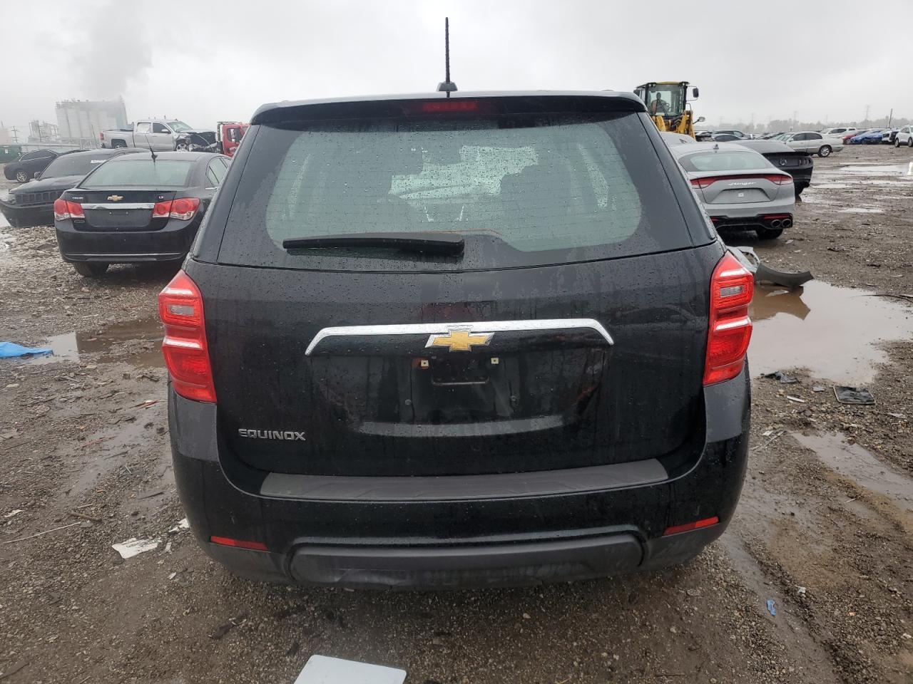 2017 Chevrolet Equinox Ls - Фото 6