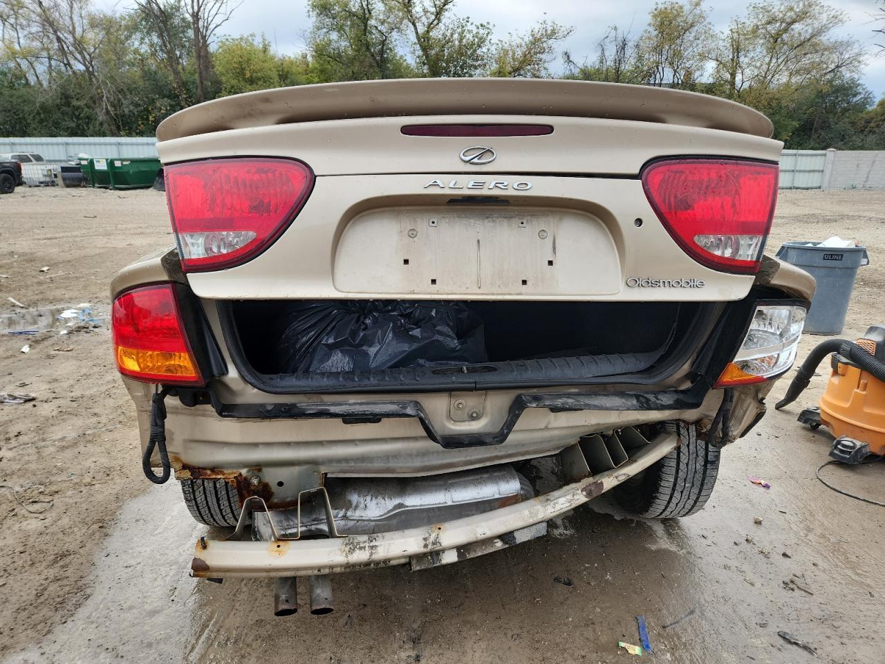 2003 Oldsmobile Alero Gl - Image 6