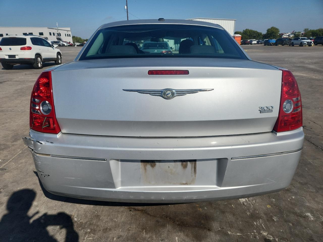 2010 Chrysler 300 Touring - Фото 6