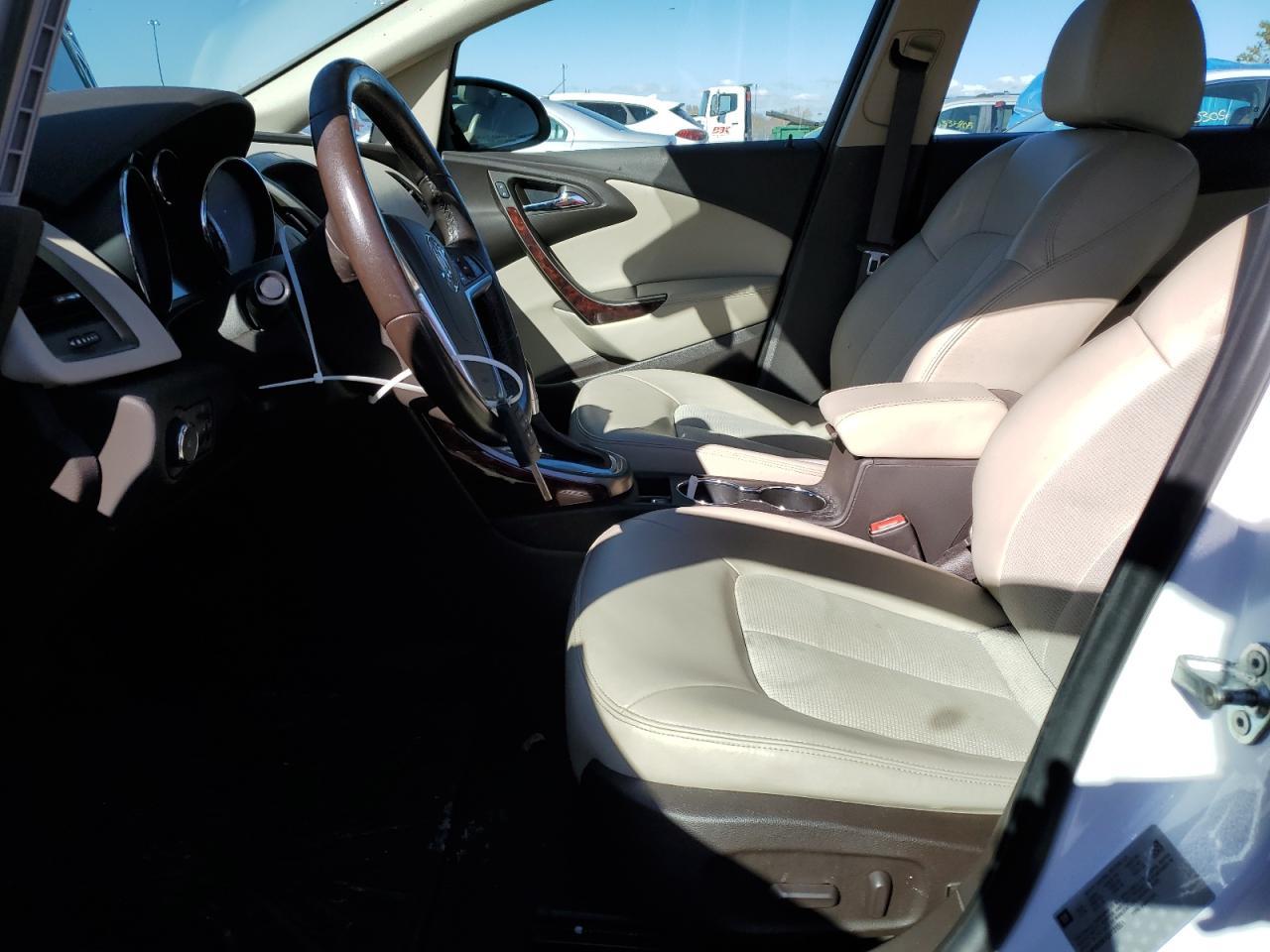 2016 Buick Verano Sport Touring - Фото 7