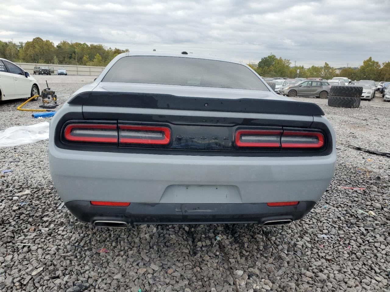 2022 Dodge Challenger Sxt - Image 6