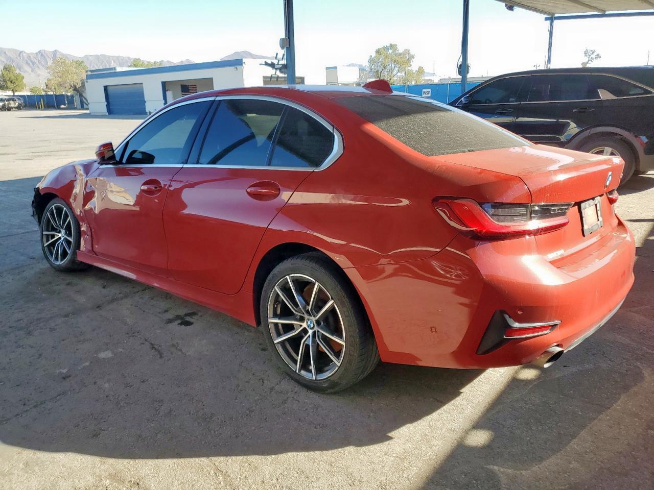2021 BMW 330I - Фото 2