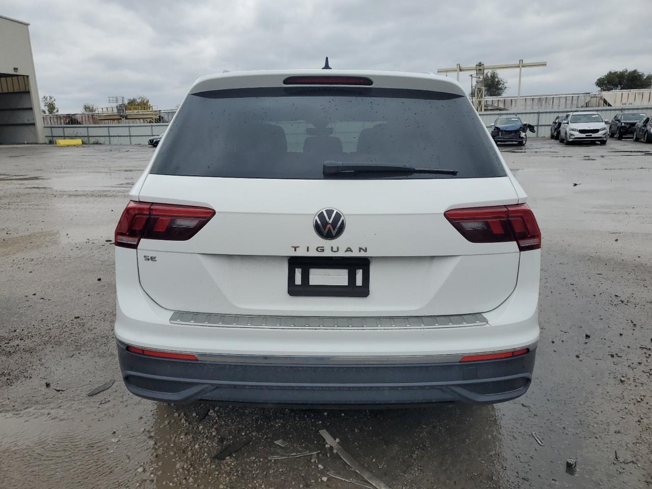 2022 Volkswagen Tiguan Se - Фото 6