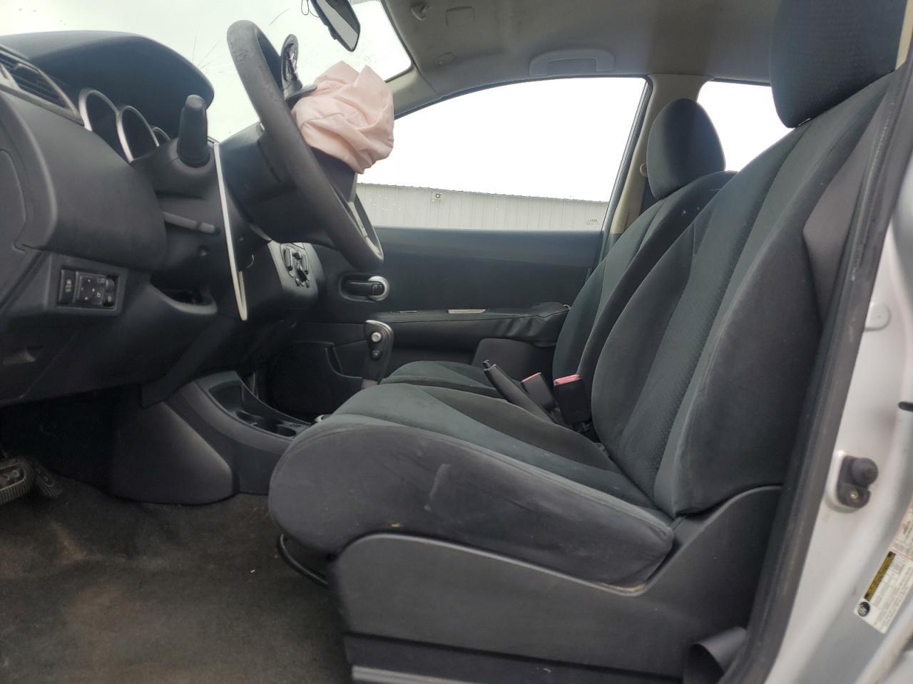 2010 Nissan Versa S - Image 7