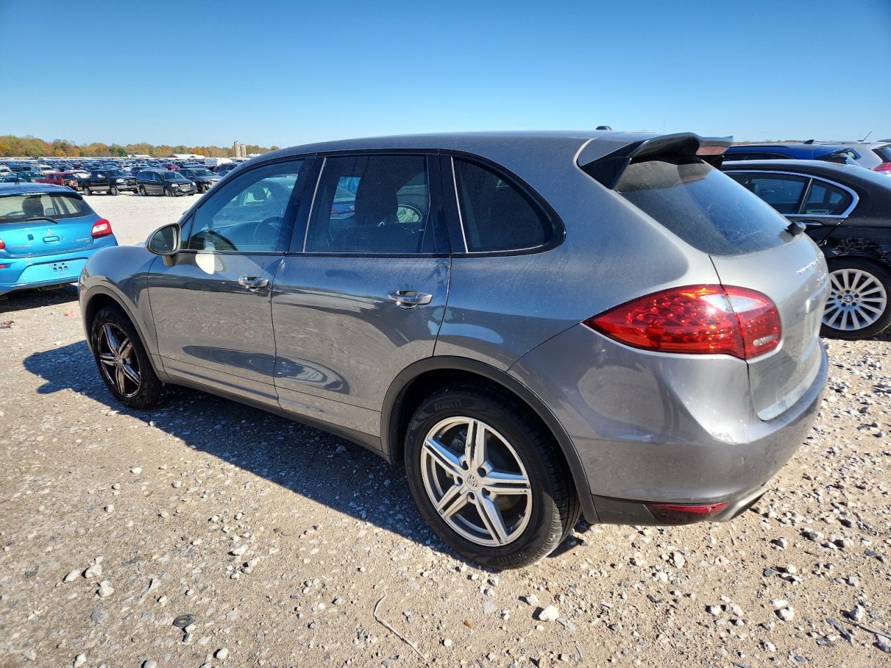 2014 Porsche Cayenne S - Фото 2