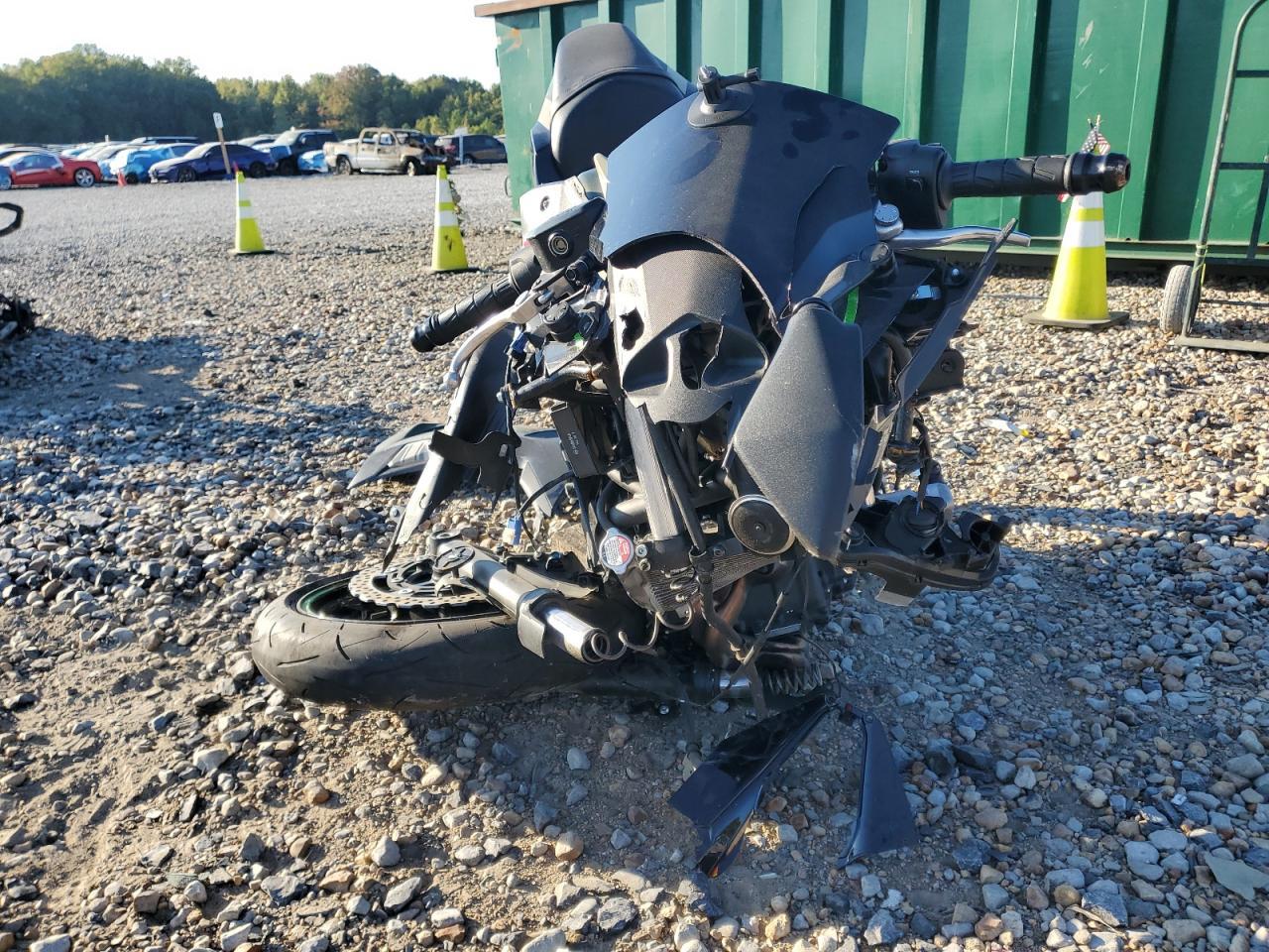 2024 Kawasaki Zx636 K - Фото 2