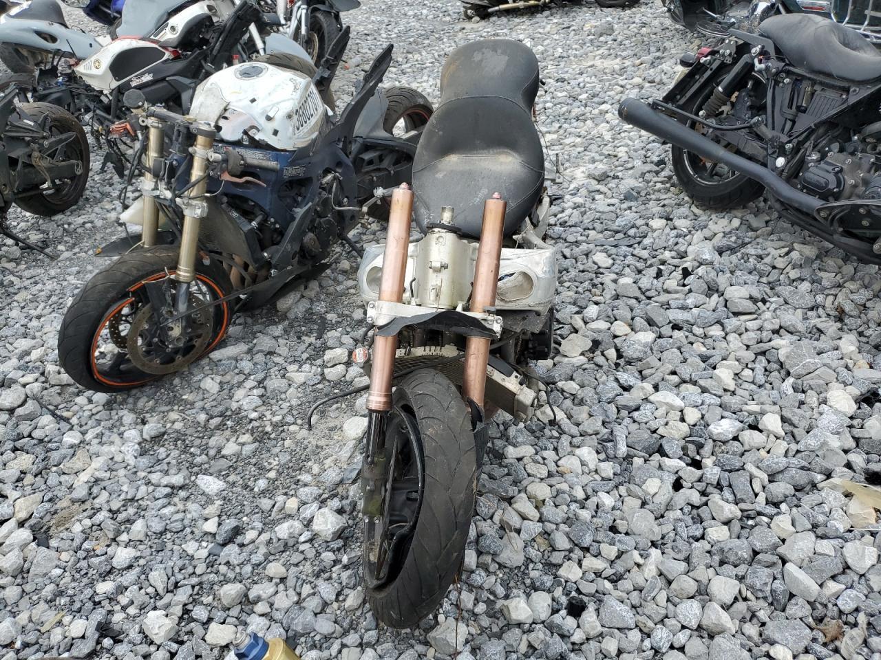 2002 Suzuki Gsx-R600 - Фото 2