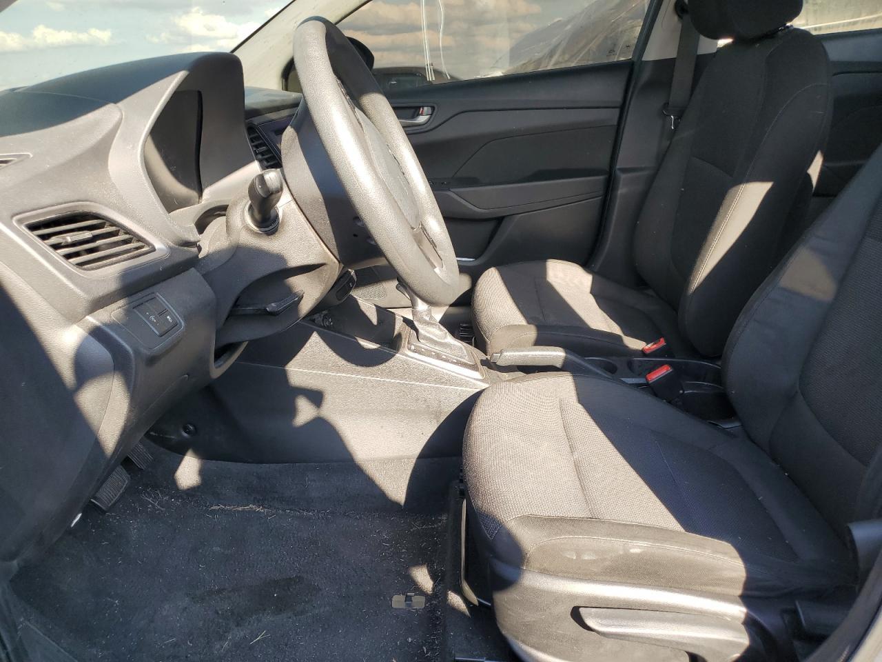 2019 Hyundai Accent Se - Фото 7