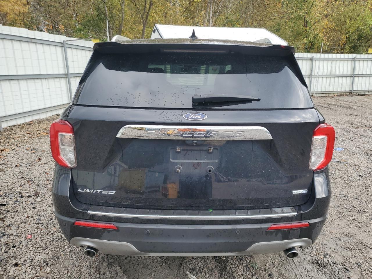 2020 Ford Explorer Limited - Image 6