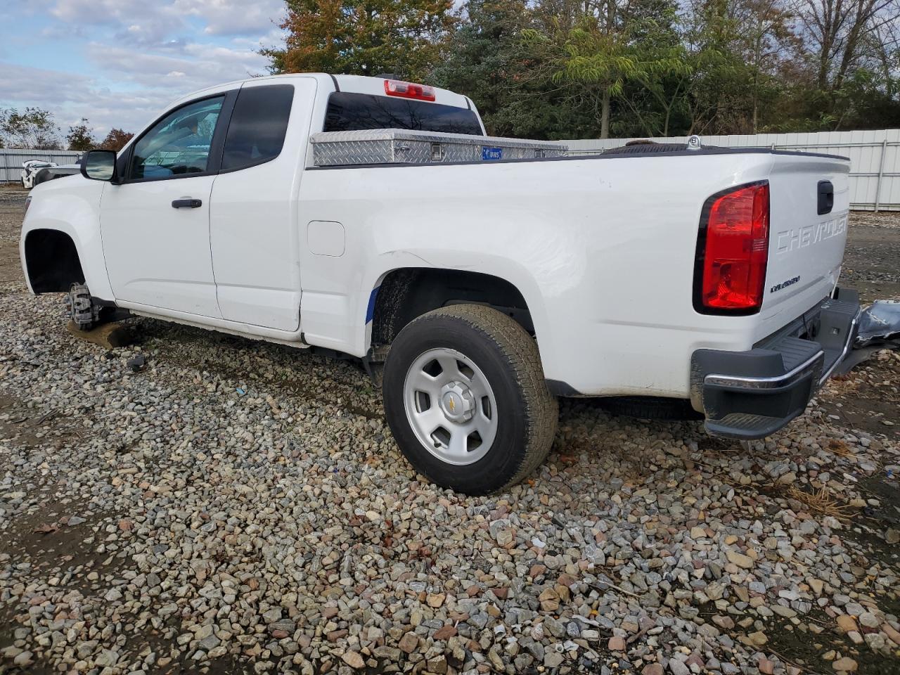 2022 Chevrolet Colorado - Image 2