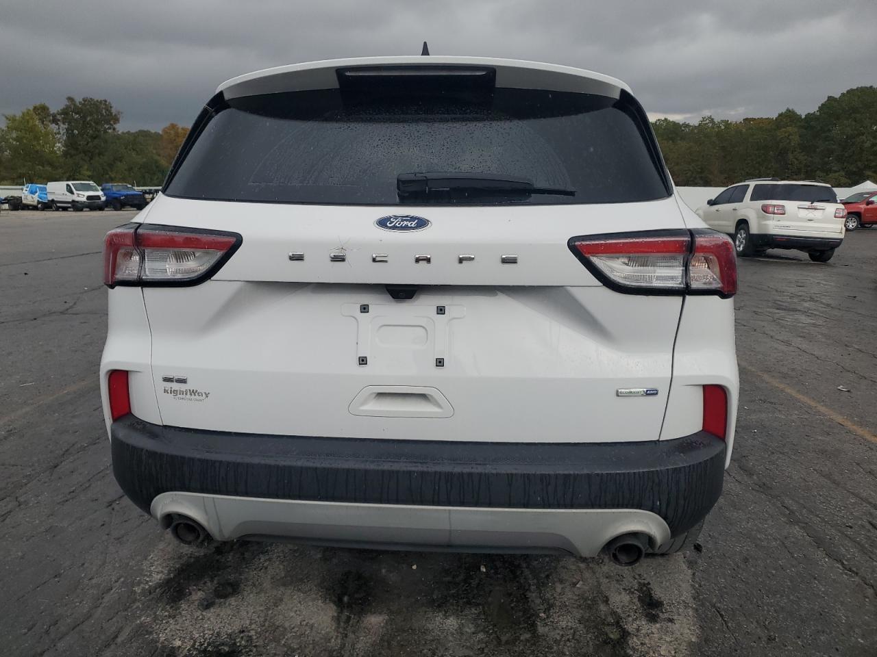 2020 Ford Escape Se - Фото 6