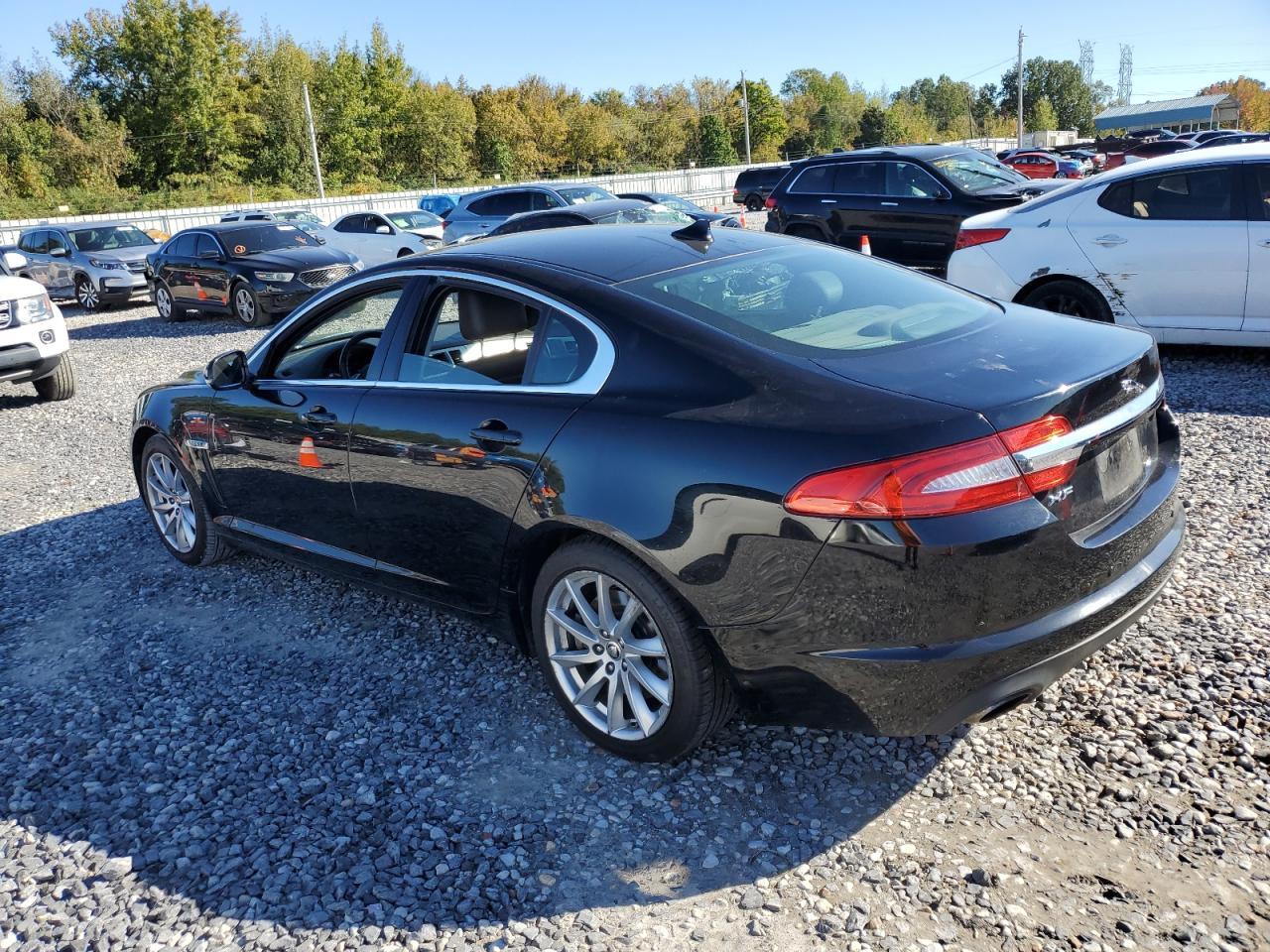 2013 Jaguar Xf - Фото 2