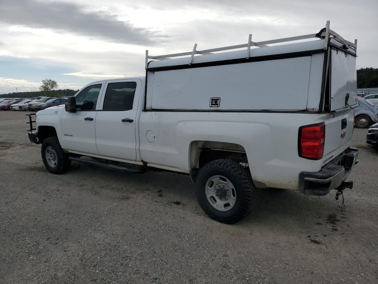 2019 Chevrolet Silverado K2500 Heavy Duty - Фото 2