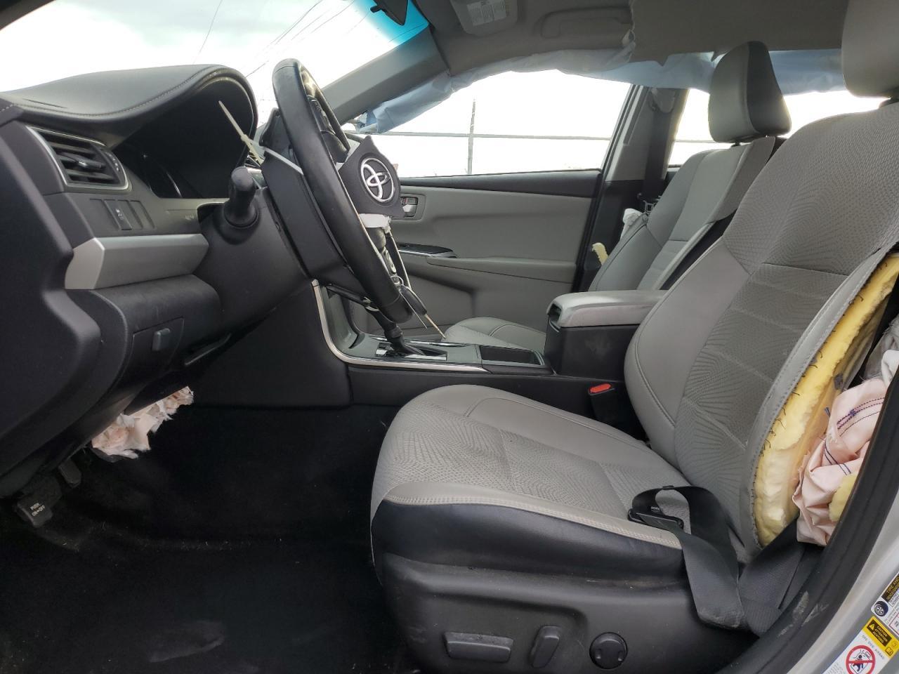 2016 Toyota Camry Le - Фото 7