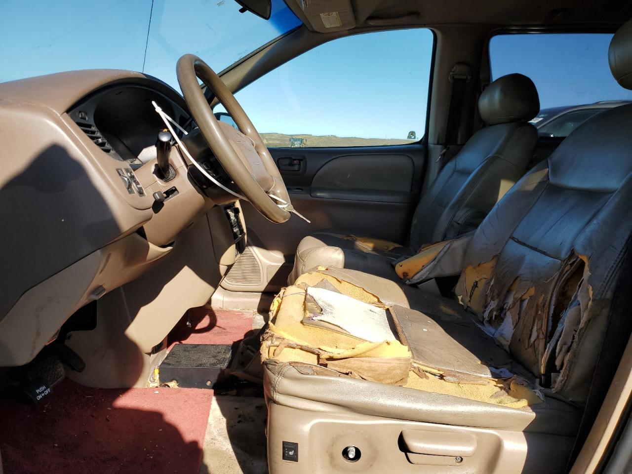 2003 Toyota Sienna Le - Image 7