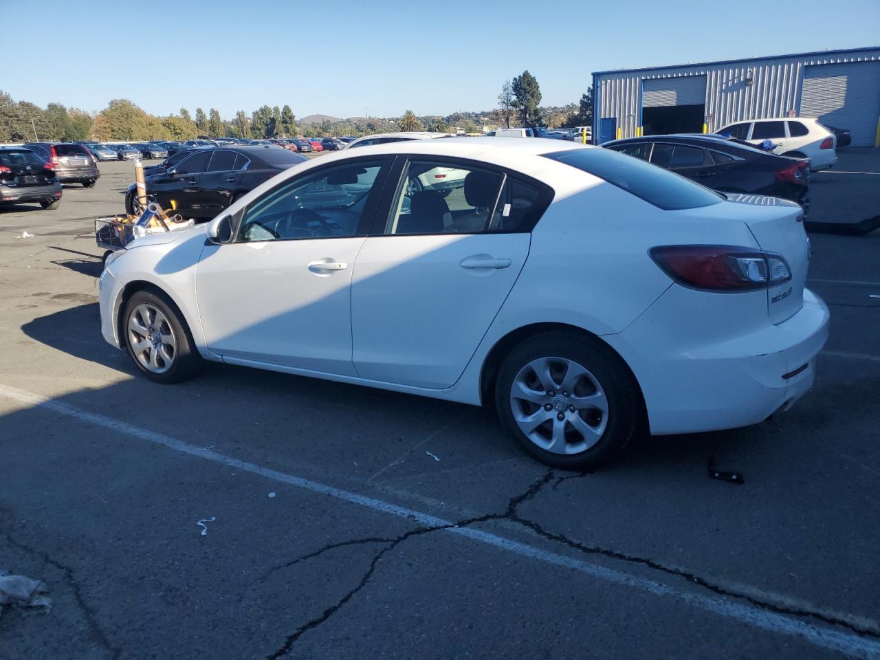 2013 Mazda 3 I - Фото 2