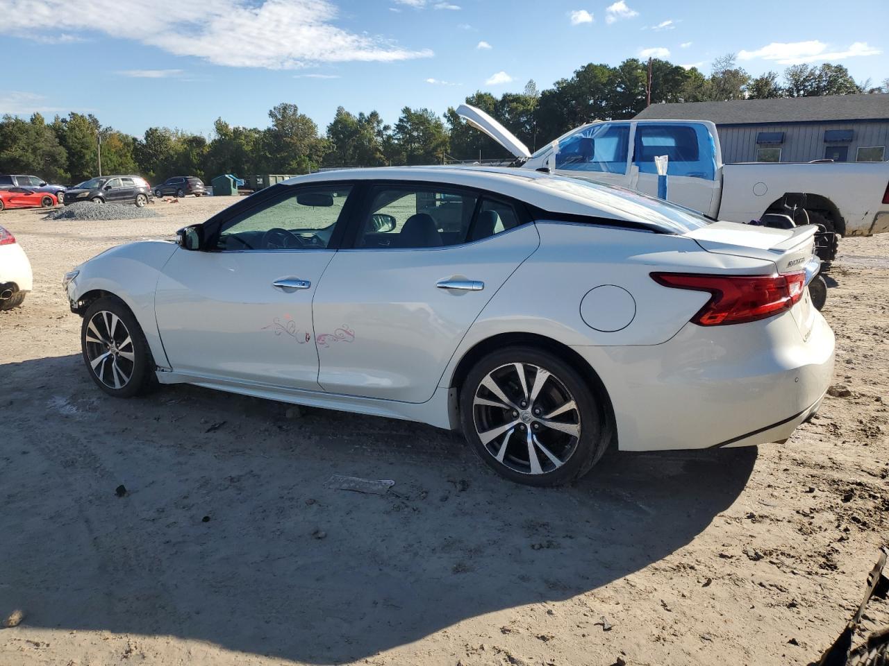 2017 Nissan Maxima 3.5S - Image 2