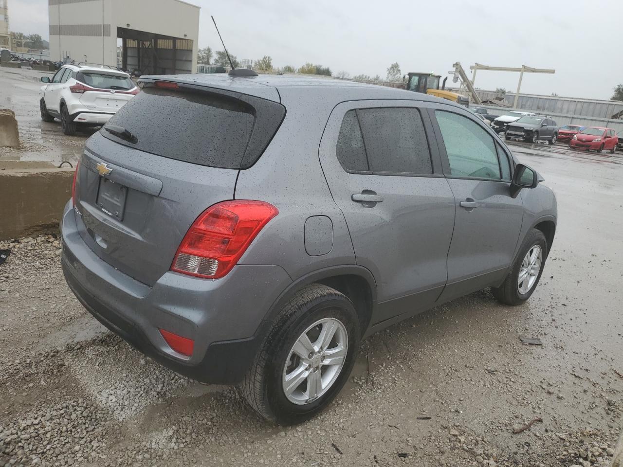 2020 Chevrolet Trax Ls - Фото 3