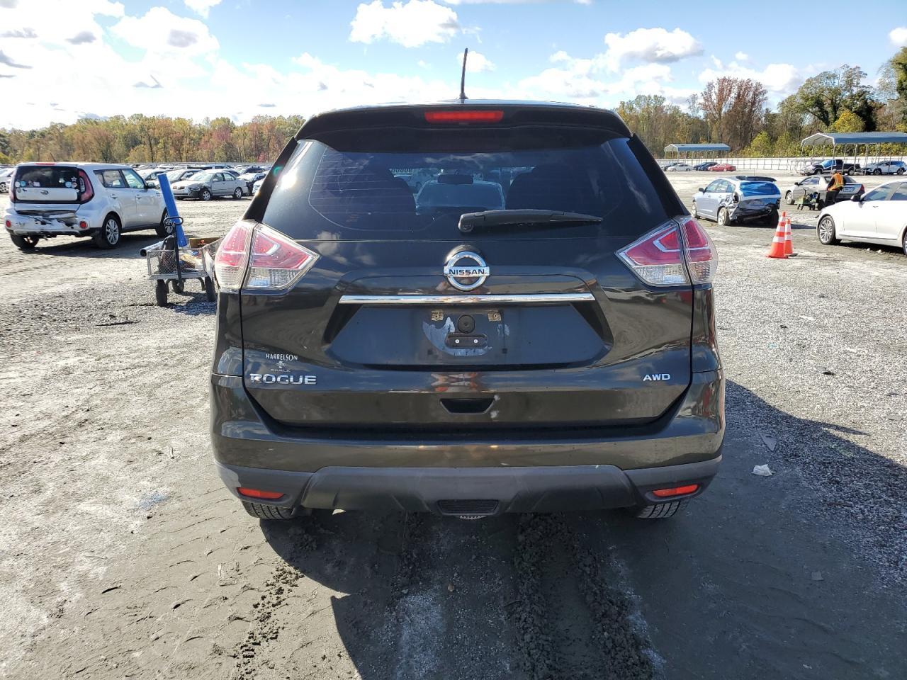 2015 Nissan Rogue S - Фото 6