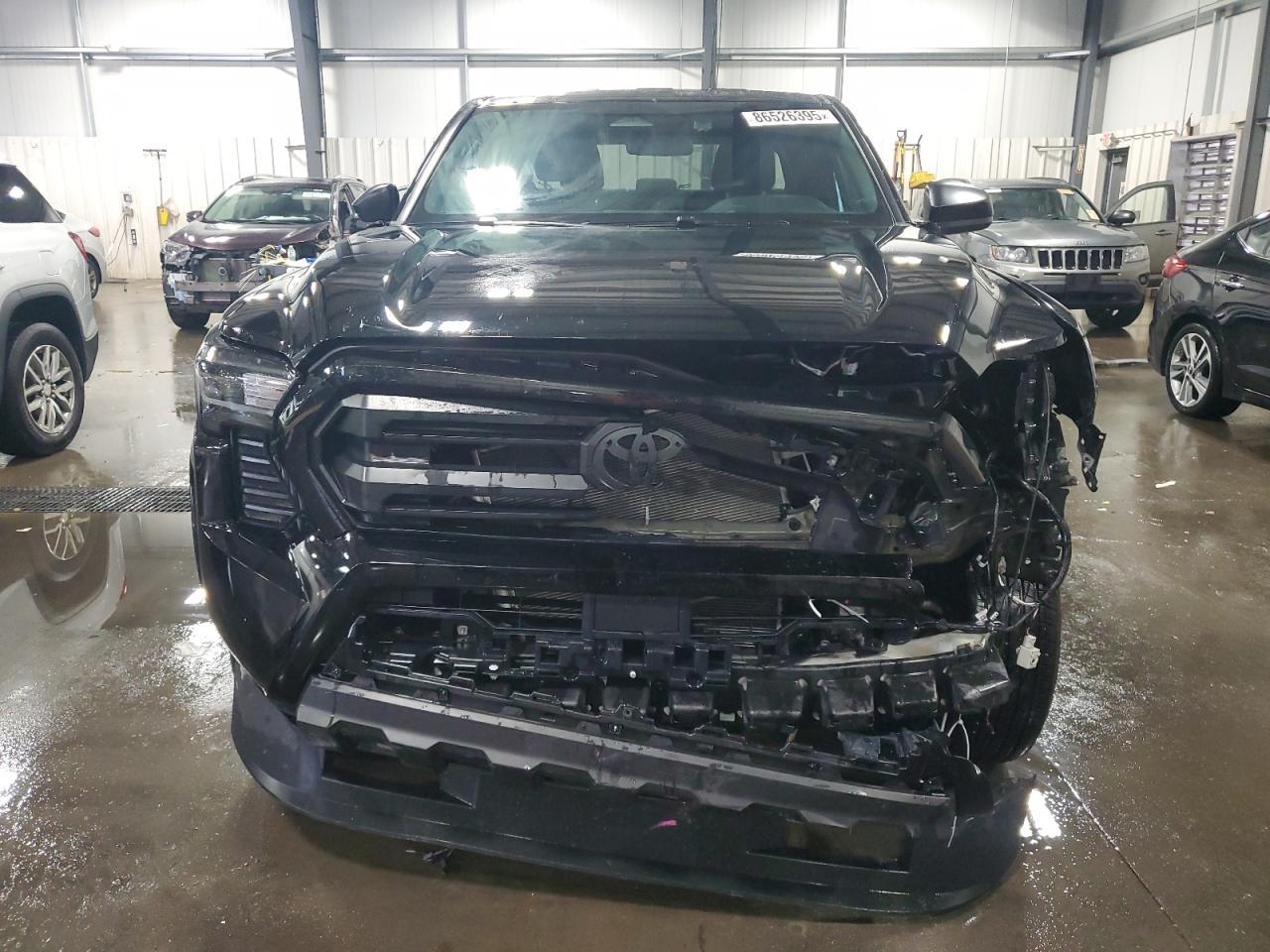 2024 Toyota Tacoma Double Cab - Image 5