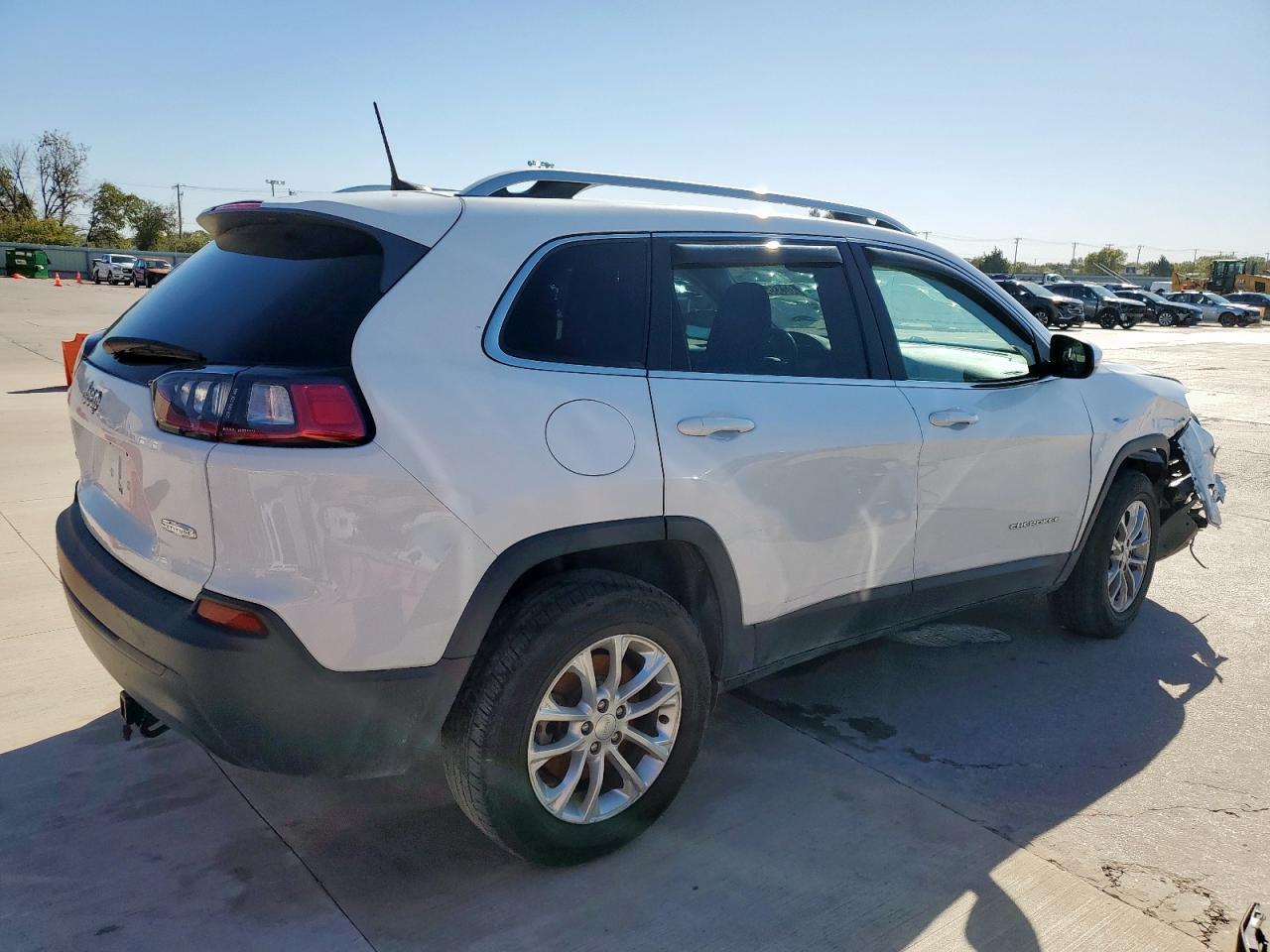 2019 Jeep Cherokee Latitude - Фото 3