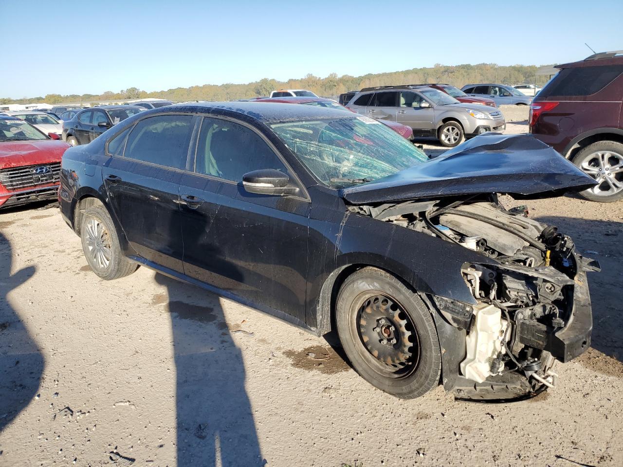 2014 Volkswagen Passat S - Image 4