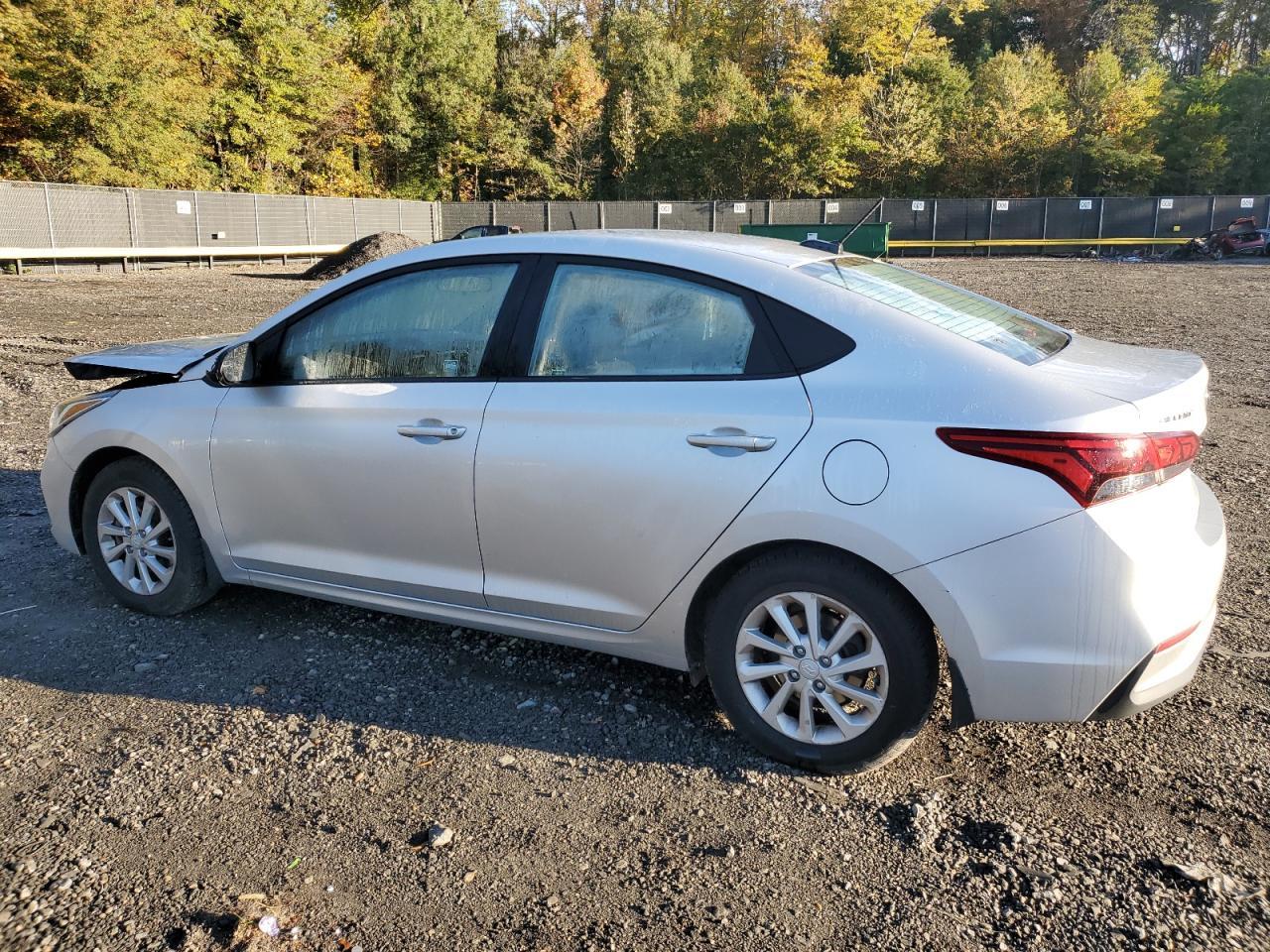 2018 Hyundai Accent Se - Фото 2